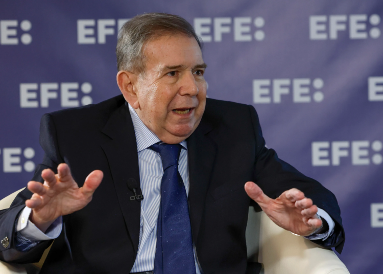 GRAF2789 FOTODELDIA ESPANA EDMUNDO GONZALEZ png