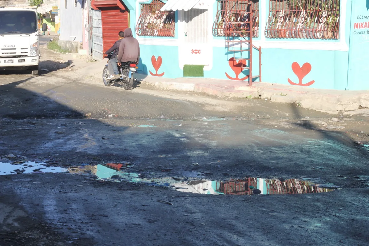 Basura y mal estado de las calles, común denominador de cancino adentro