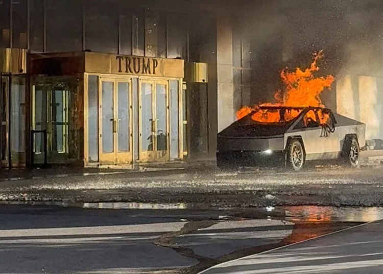 Tesla cybertruck explosion las vegas