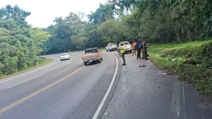 Un hombre muere y una mujer resulta herida en autovía del nordeste