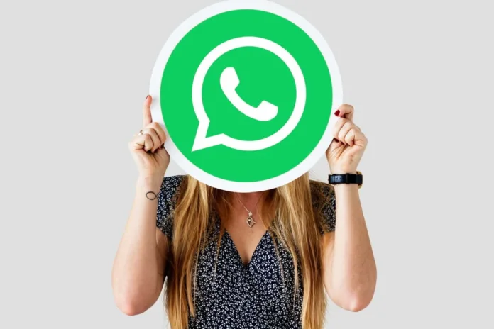 ¿tu pareja esconde algo en whatsapp? descubre estas señales clave