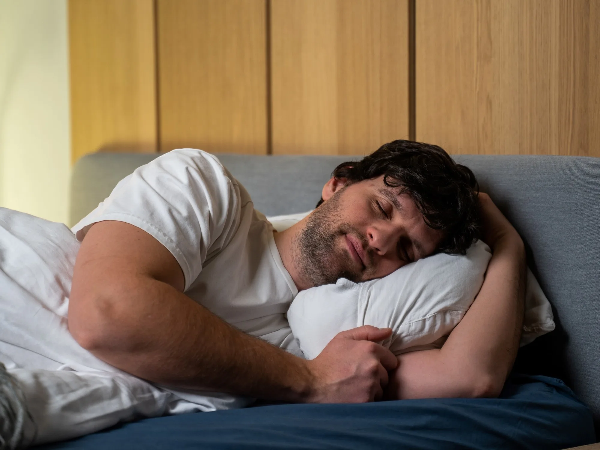 rBOI9NJsu 2000x1500  1