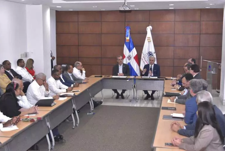 salarios abinader fe1be3d9 focus 0 0 896 504