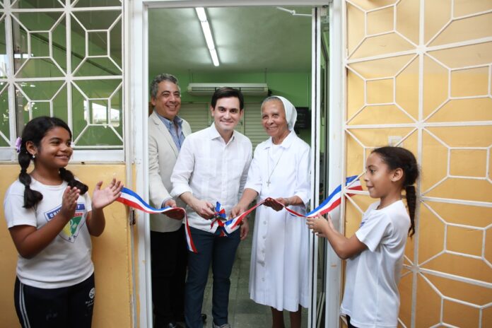 INDOTEL impulsa la educación digital con nuevo laboratorio informático en Cristo Rey