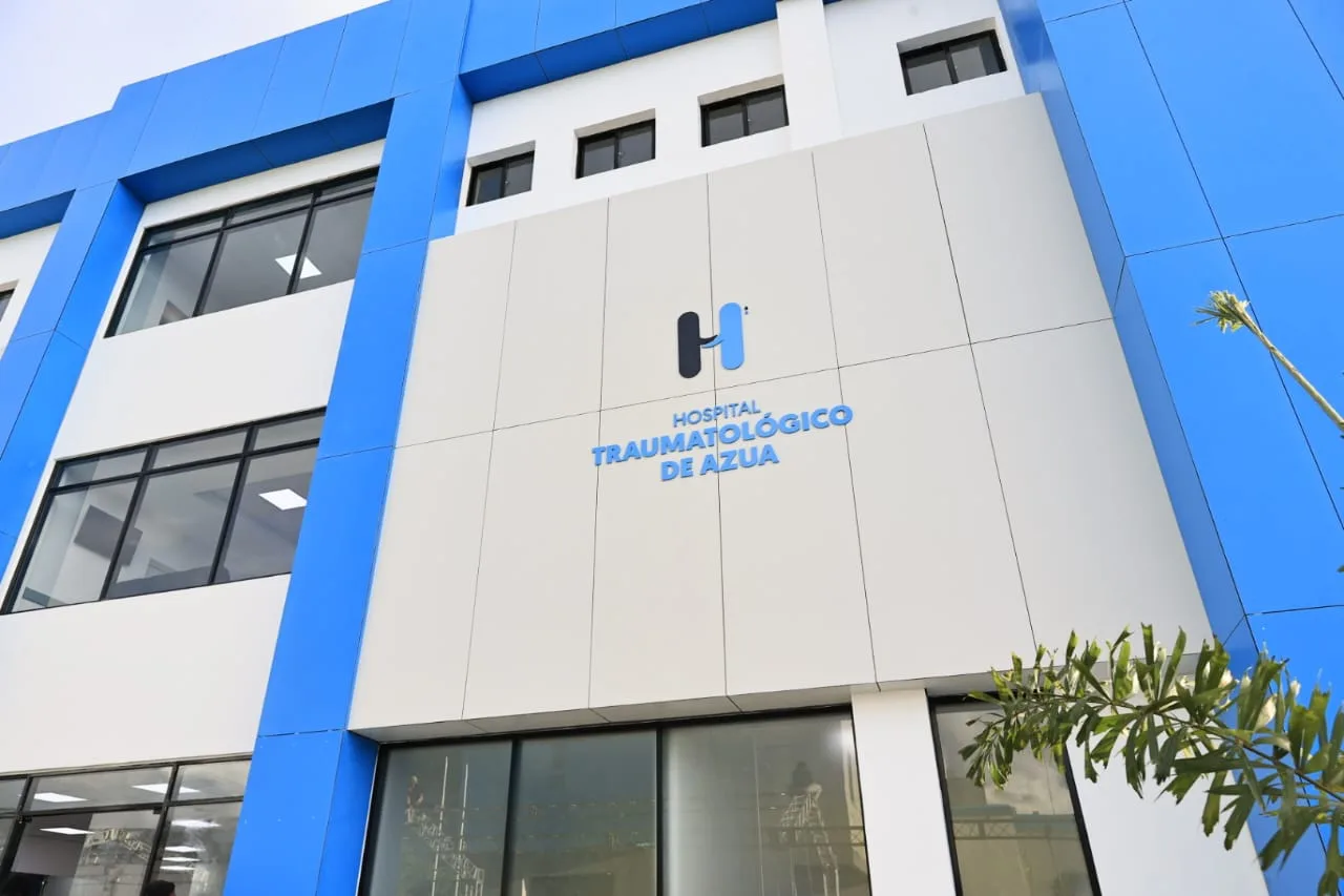 Presidente Abinader inaugura primer hospital traumatológico del Sur