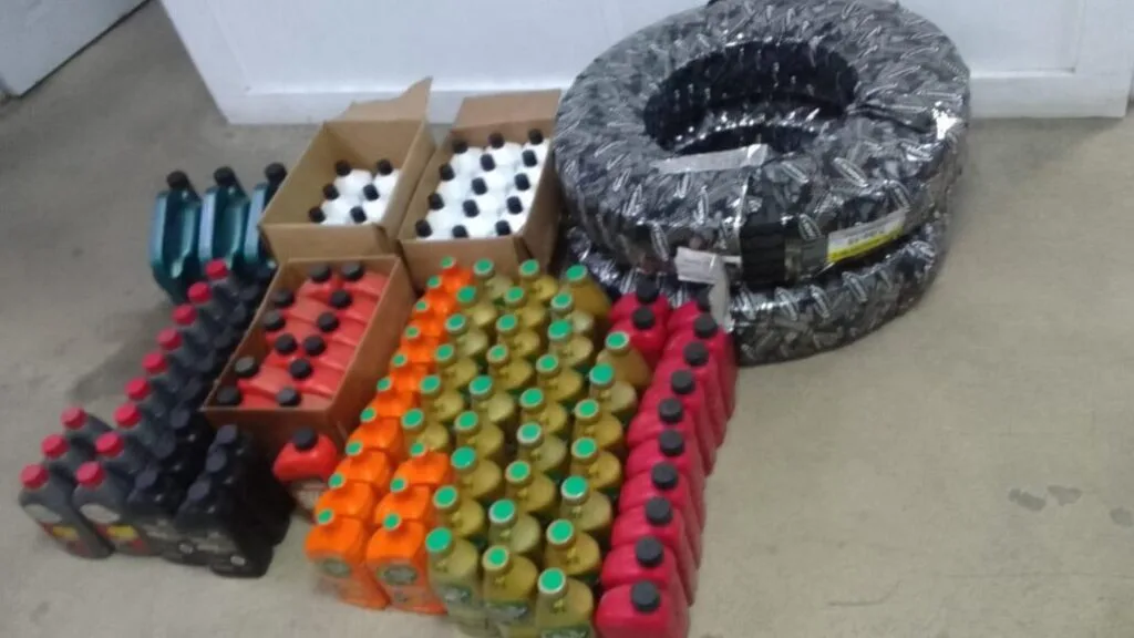 76FC1D21 4D89 44DD B9DC 9BCFAC35DFA1