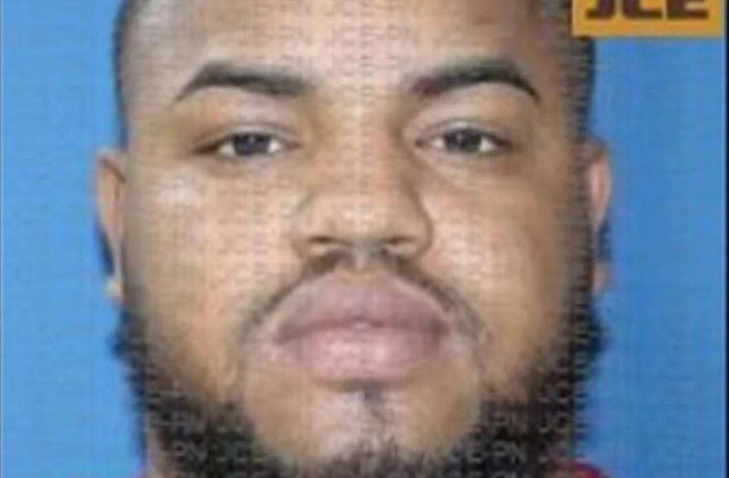 9A51FE46 33B8 49DD ACDE CC96A700DC64