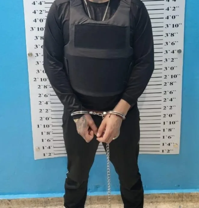 AFBB9B0D F48F 4D2D 99C1 FA9A20459448