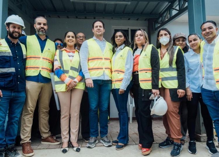 Bonilla supervisa remozamiento en Jarabacoa 1140x694 1