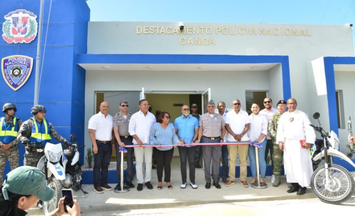 Gobierno inaugura moderno destacamento en el distrito municipal de Canoa, en Barahona