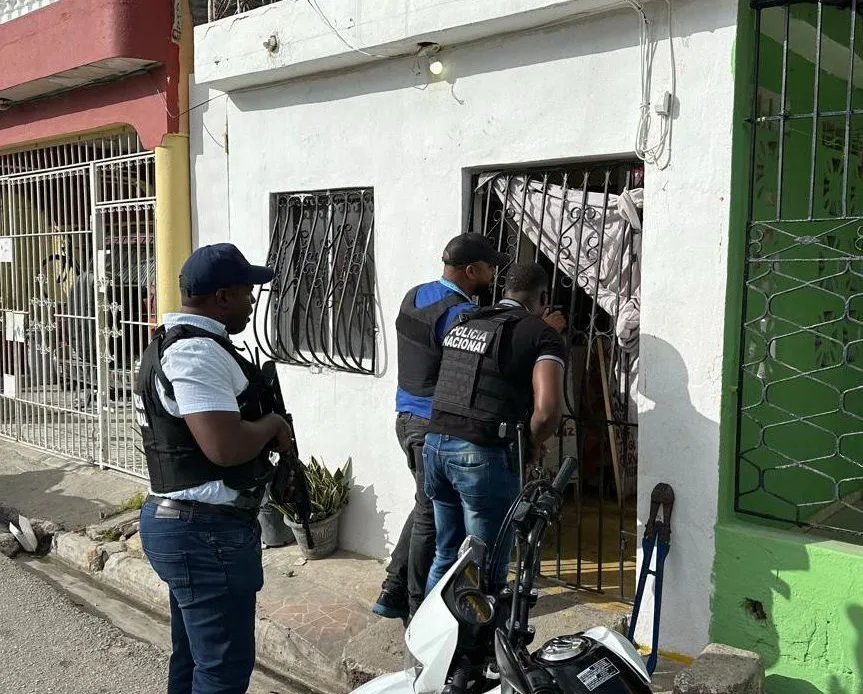 E021B792 8FAF 44B7 A26F F233B207791F