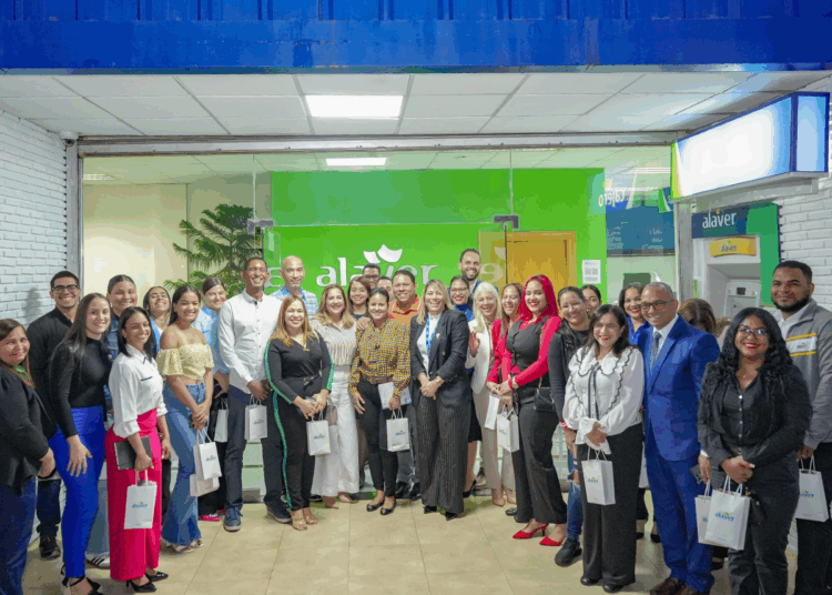 Ejecutivos de Alaver y asociados SFM 1