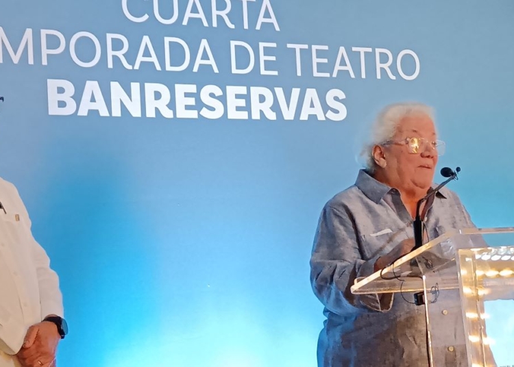 Germana Quintana agradece la dedicatoria de la IV TEmporada de Teatro