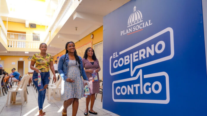 Familias resaltan el rol del Plan Social en el comienzo del programa ‘El Gobierno Contigo’