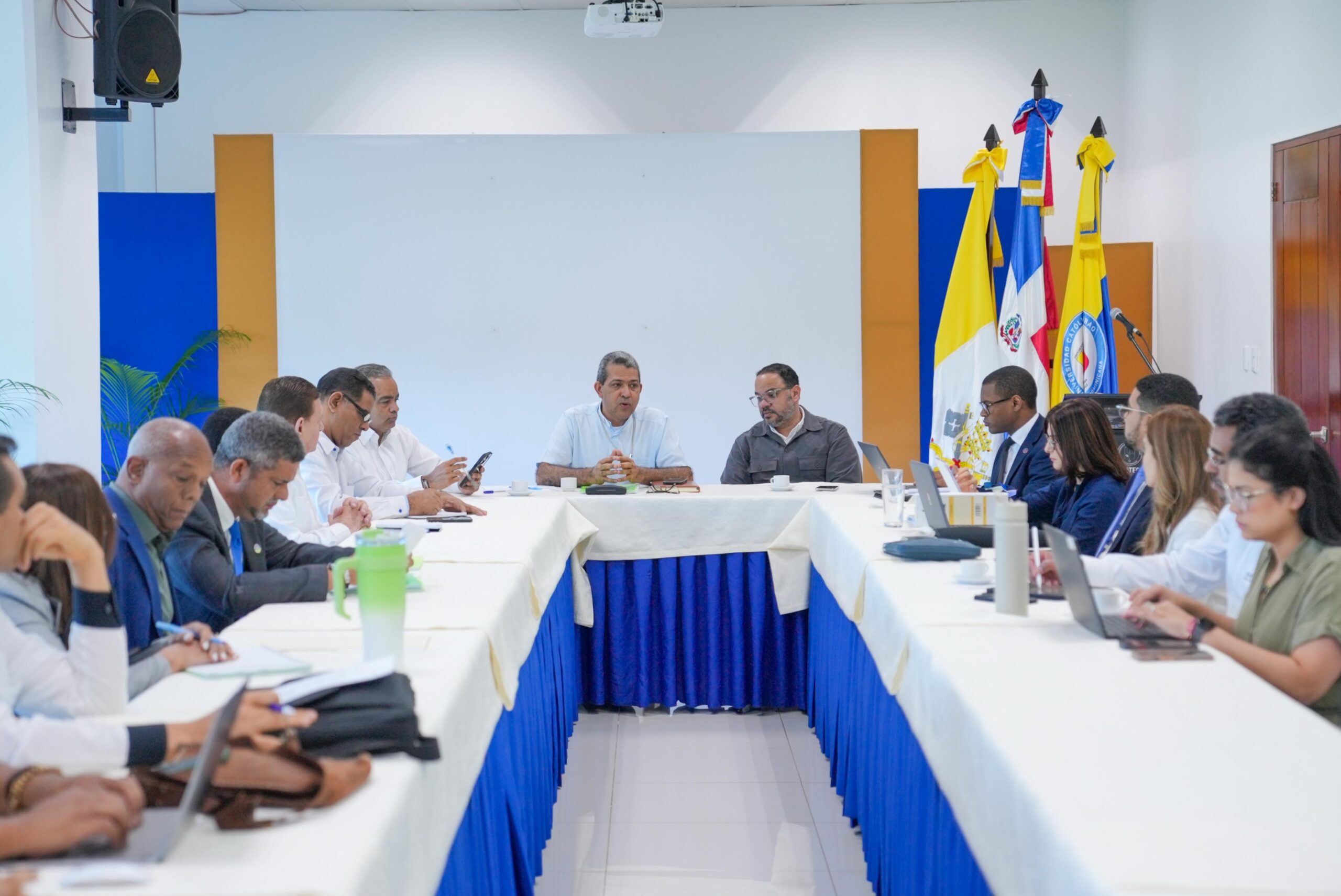 Joel Santos destaca avances en mediación para reasentar comunitarios en conflicto con Barrick 1