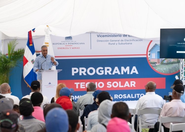 Joel Santos el ministro de Energia y Minas