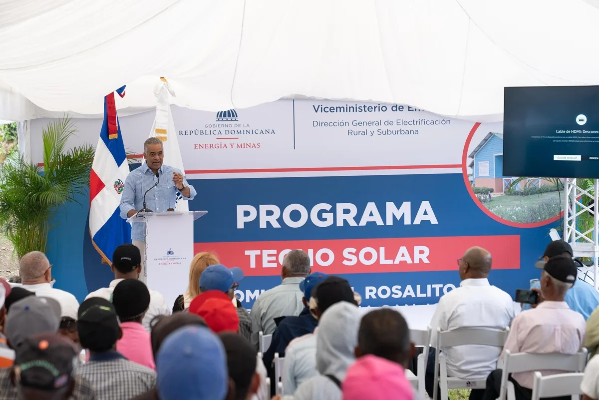 Joel Santos el ministro de Energia y Minas