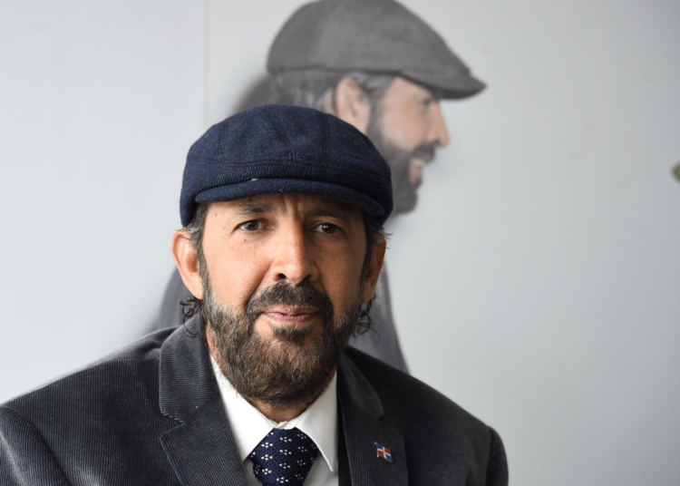 Juan Luis Guerra productor Capitan Avispa