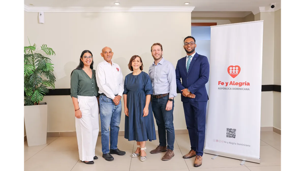 Laura Oss Padre Jose Ramon Lopez Mildred Minaya Jose Espinosa Alexander Ogando