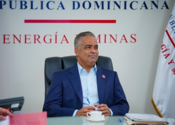 Ministro de energia y minas joel santos durante la presentacion de los proyectos energeticos que tiene previsto ejecutar egehid para el 2028