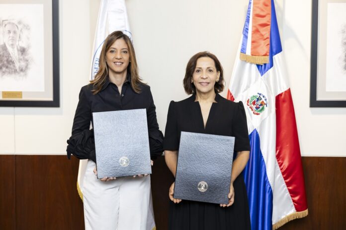 Unibe y APAP firman convenio para fortalecer la educación continua