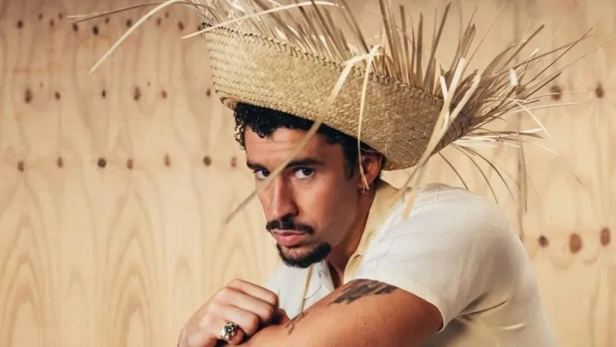 debi tirar mas fotos la conversacion cultural de bad bunny focus 0 0.17 896 504