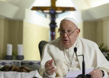 El papa francisco reza el angelus resfriado desde su residencia focus 0 0 896 504