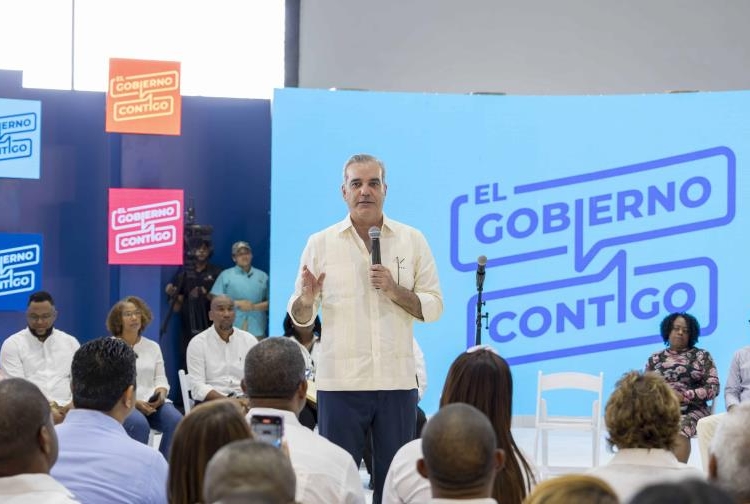 imagen 07022025 luis abinader lanza el programa el gobierno contigo 9 focus 0 0 896 504