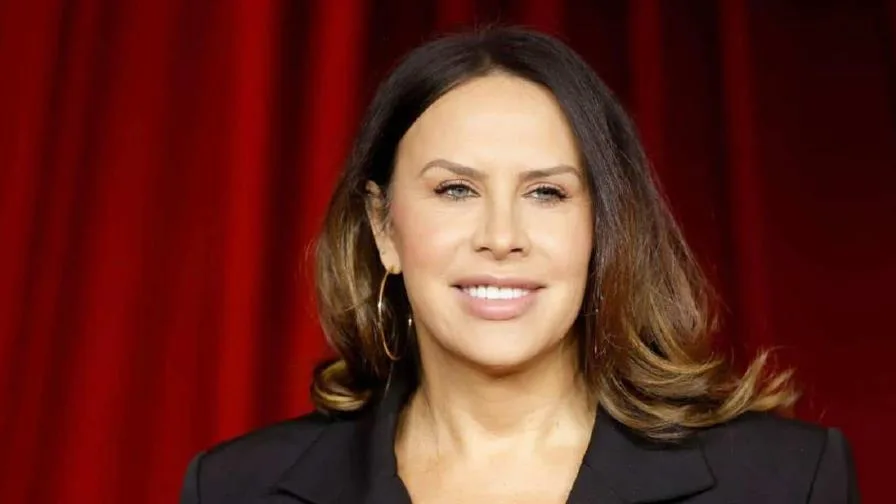 karla sofia gascon 2 focus 0.11 0.19 896 504