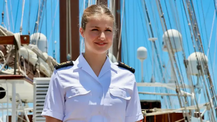 La Princesa Leonor llega a Brasil, primera parada de su travesía que incluirá a RD