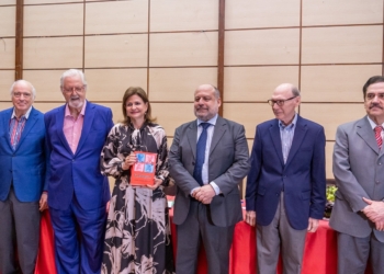 1 Principal Bernardo Vega Jose Del Castillo Vice Presidenta Raquel Pena Pablo Gomez Borbon Frank Moya Pons y Tony Raful