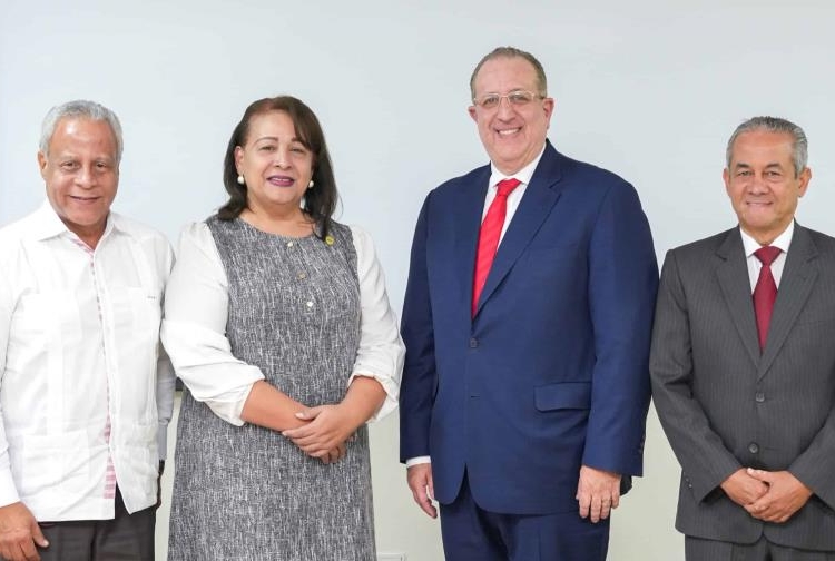 1 francisco sanchez marilyn diaz magin diaz francisco deschamps 7b79b3c5 focus 0.19 0.6 896 504 2