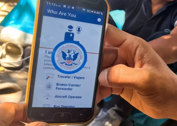 1740576498 gobierno eeuu prohibe uso app cbp one vuelos nacionales 1600 1067