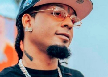 988A5537 F59D 4EBB B793 5DF3D67A3149