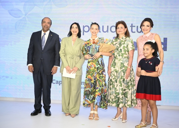 Alexa Torres Aplaudo Tu Gran Voluntad 2025