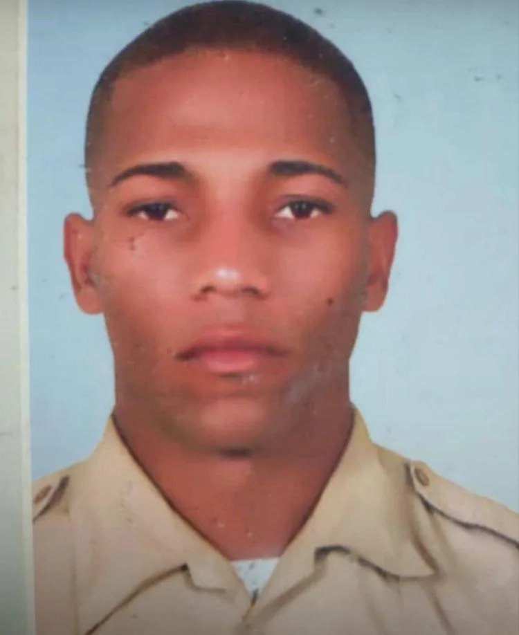 Fb5fab2f 9b4b 4b6d b463 4ede66c58efb