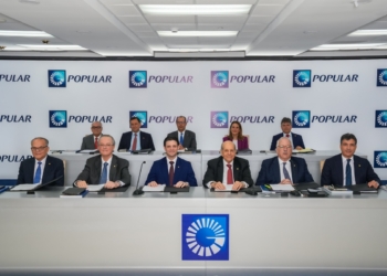 Miembros del consejo de administración del banco popular dominicano.