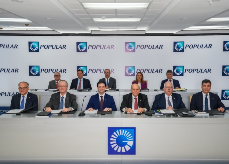 Miembros del Consejo de Administración del Banco Popular Dominicano.