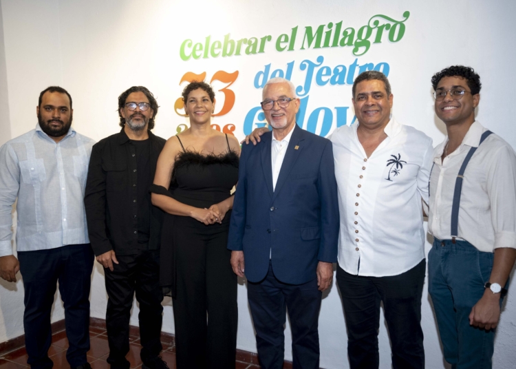 Inauguracion 33 anos Teatro Guloya scaled