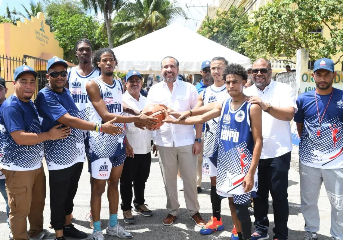 Alberto rodríguez: ‘inefi con el barrio’ no lo para nadie y llegó para quedarse”