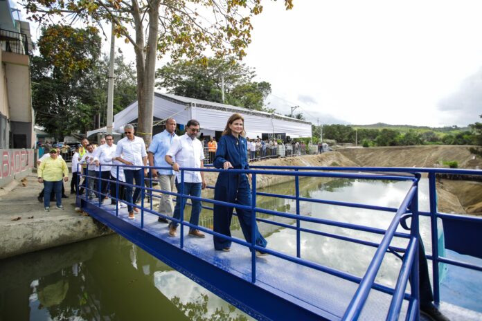 Raquel Peña: “Garantizar el acceso al agua y la educación es clave para el desarrollo del país”