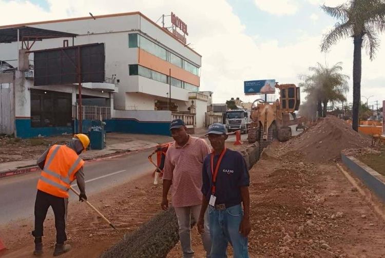 Sectores tendrán limitado el servicio de agua por reparación de tubería cloacal en las américas
