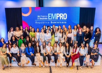 Empro gradúa a su primera generación en rd: 40 empresarias, listas para expandir sus negocios