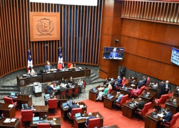 Senado inicia fase final de estudio al código de trabajo; cesantía laboral, el punto más conflictivo