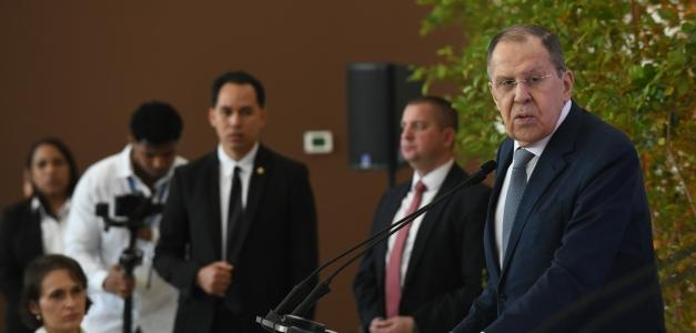 Lavrov visita a abinader y plantea instalación de embajada rusa en rd: “es un socio prometedor”