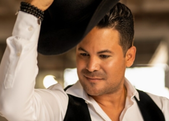 Leyder lanza su nuevo sencillo Y no se equivoca una fusión entre la cumbia norteña