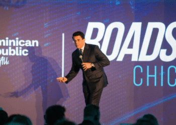 Collado promueve rd ante más de 700 agentes de viajes en houston