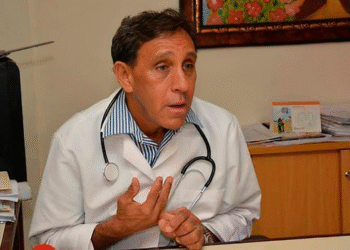 Dr. Cruz jiminián denuncia red de estafadores que solicita dinero en su nombre por redes sociales