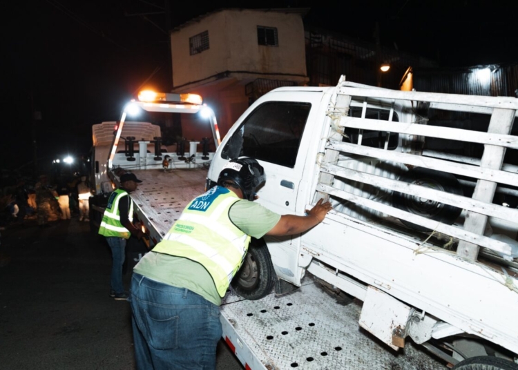 Adn recupera espacios en alrededores del mercado nuevo en villas agrícolas