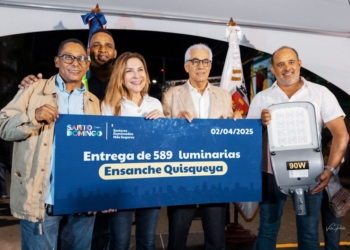Carolina mejía entrega primera etapa del proyecto “sectores iluminados, más seguros”
